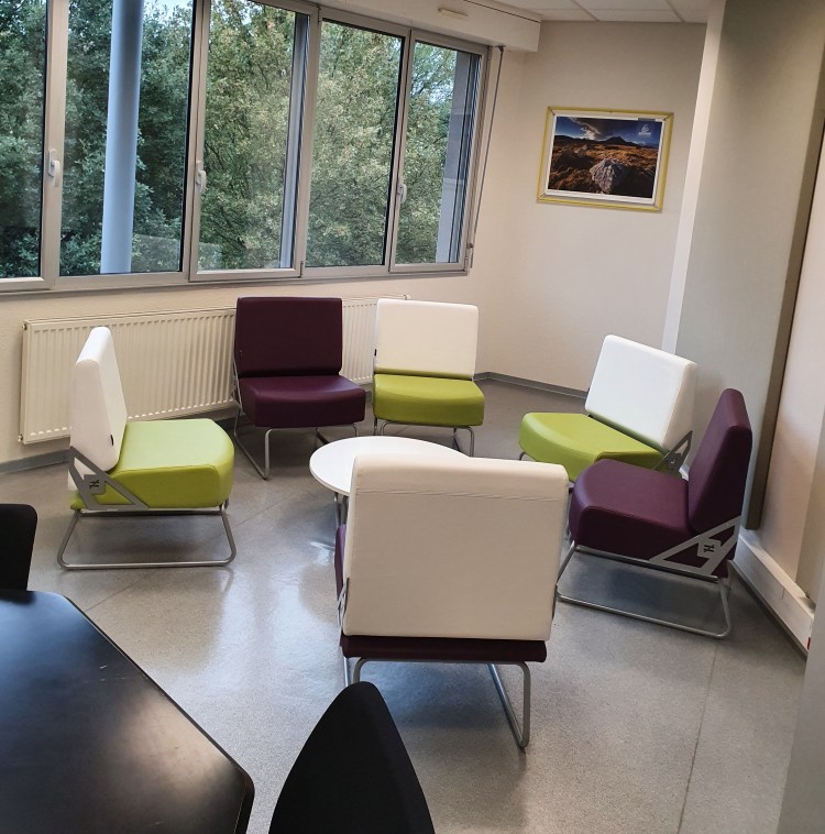 a coworking space
internal communication
internal communication space