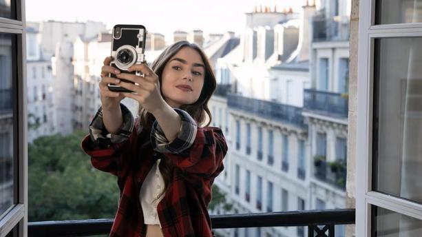 Emily in Paris, présente sur Instagram, EmilyinParis, Lily Colins