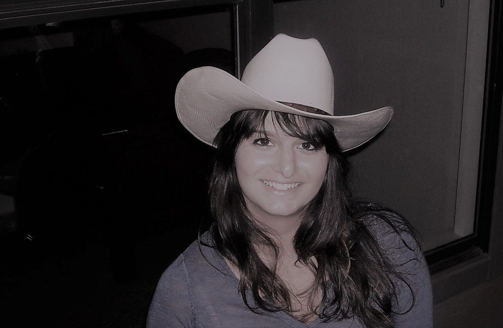 Juliane Santoni, Docteure en science de gestion et coach d'entrepreneurs